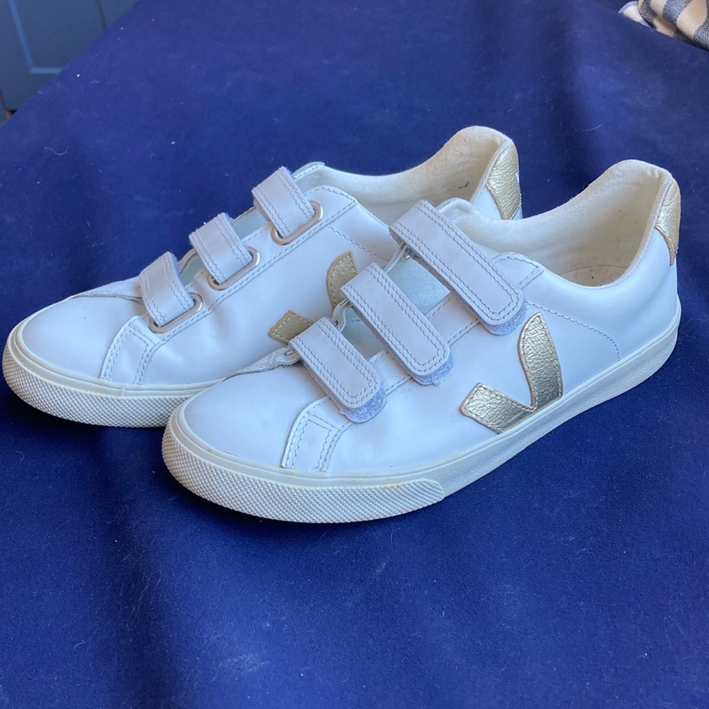 Veja Recife Velcro Sneakers size 6